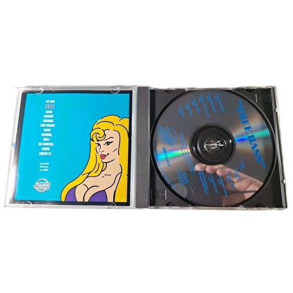 Free Bass CD 1990s Mixtape Micmac Records Funky Bass Compilation - Rare - Picture 3 of 3